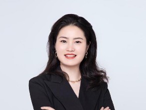 佳贝艾特黄丹：计算机专业转行做销售，如今她带领团队“战果累累”